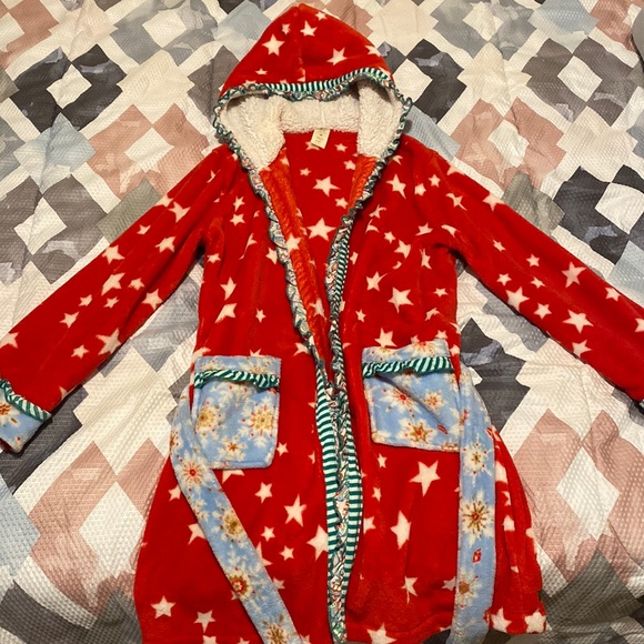 I am selling a Matilda Jane robe, Size 12-14 in girls. - Picture 1 of 2